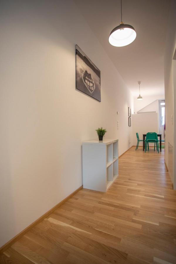 Innsbruck Urban Apartment I No Stairs I 24H Contactless Check-In Esterno foto