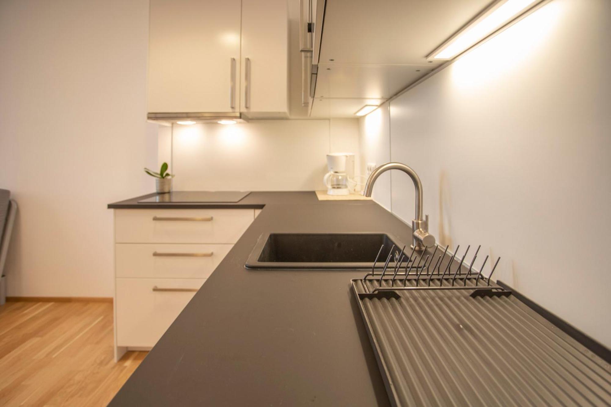 Innsbruck Urban Apartment I No Stairs I 24H Contactless Check-In Esterno foto